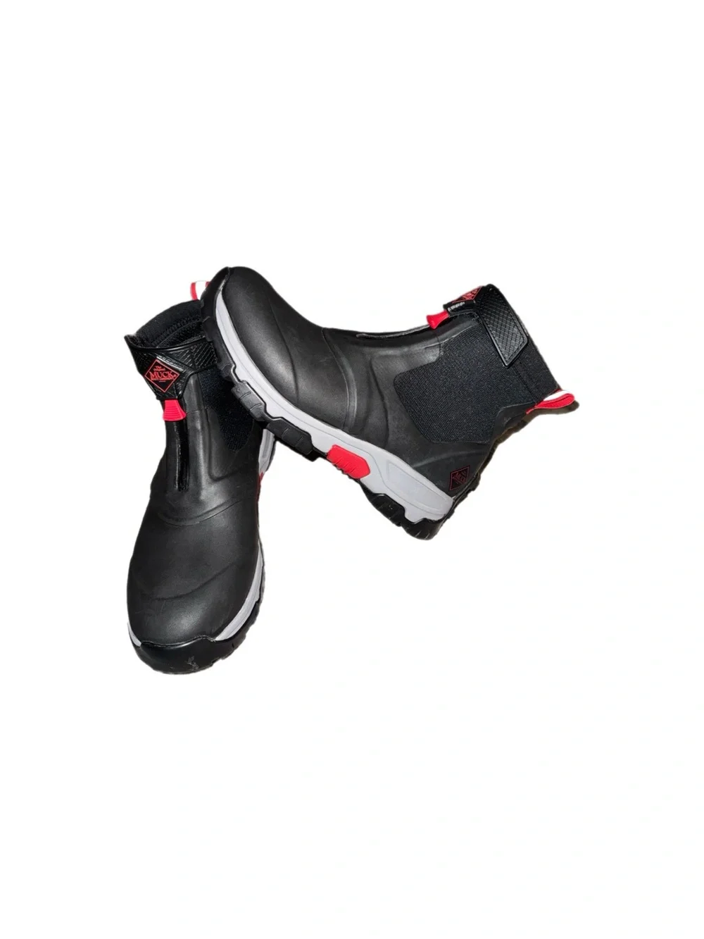 Black and red mens mid Waterproof Muck Boots size 8